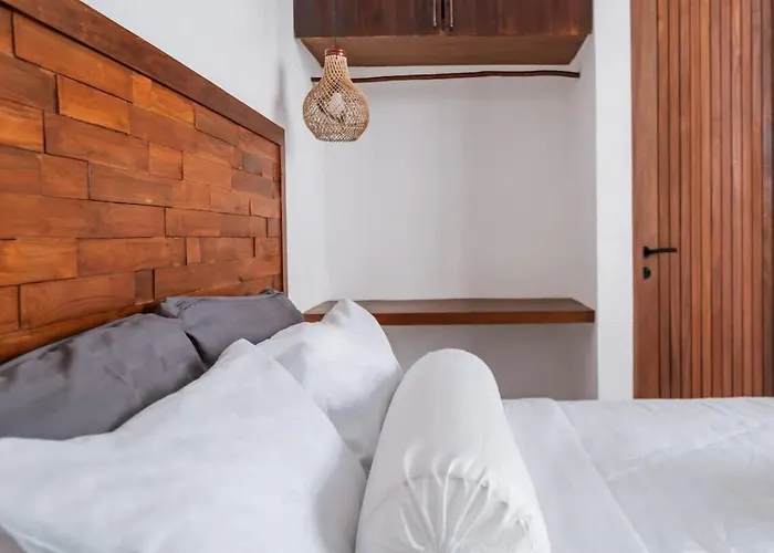 Tombak - A Stylish & Modern 2br *